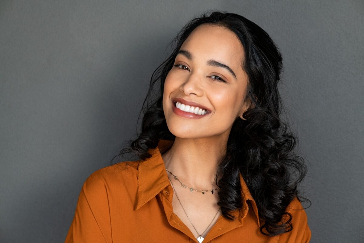 how to choose the right cosmetic dentist for your smile goals